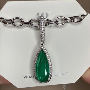 Stunning Silver and Green Teardrop Necklace